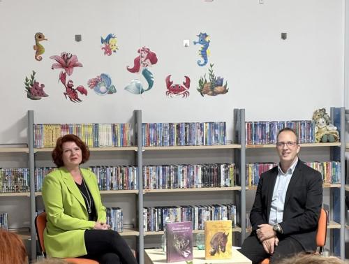 Messenger creation F905DCCE-FF0E-4DFA-A9EA-59870CA56A33